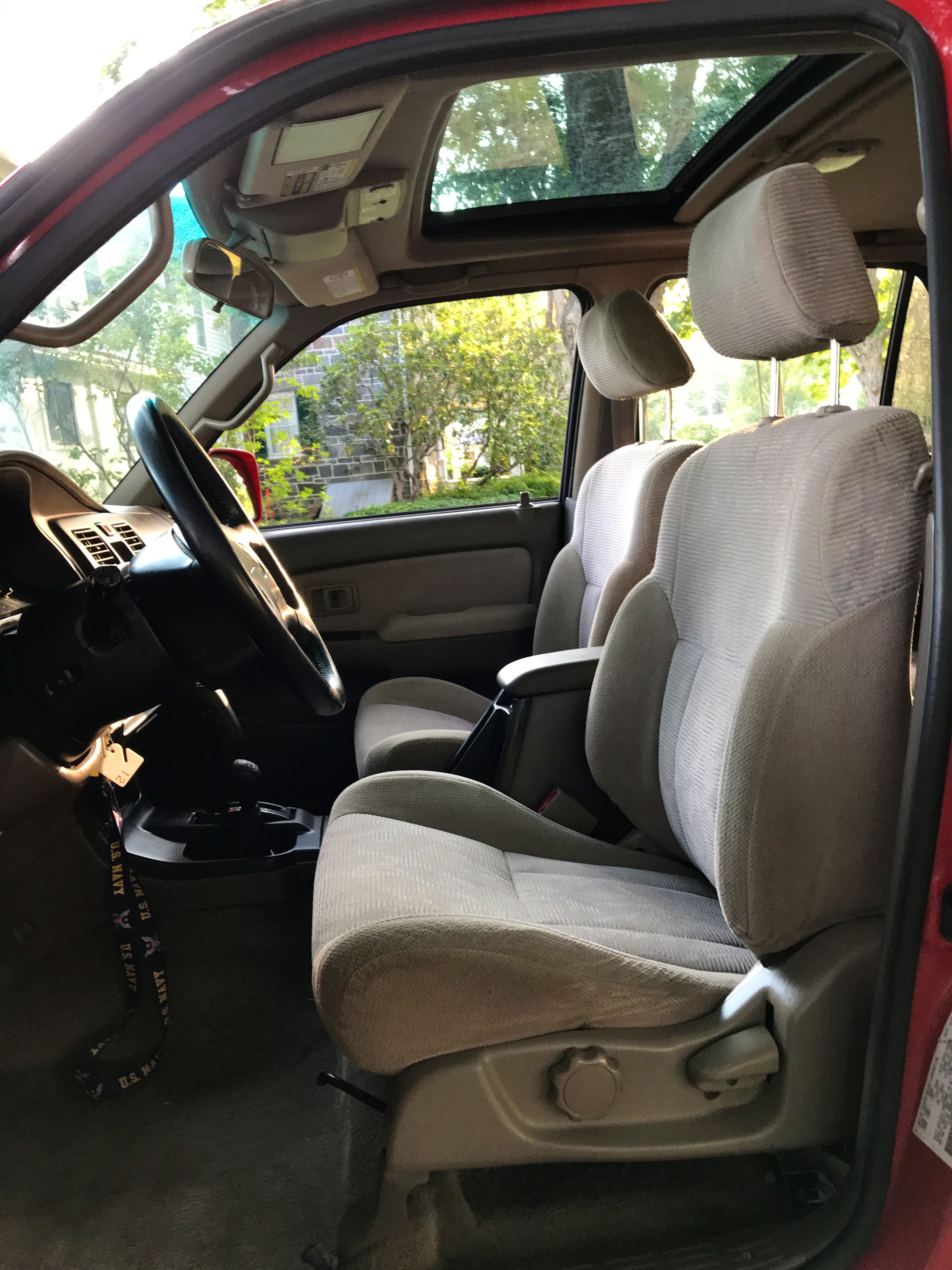 Go Motors Niantic, CT Purveyors of 3rd Generation Toyota 4Runners and other lengedary classics